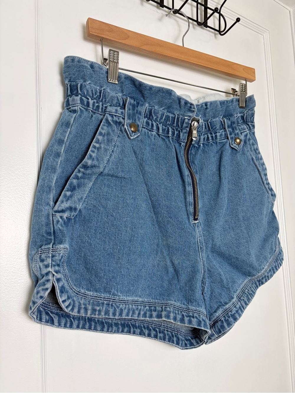 Sea Alyssa Paperbag Denim Shorts 8 - Picture 10 of 16